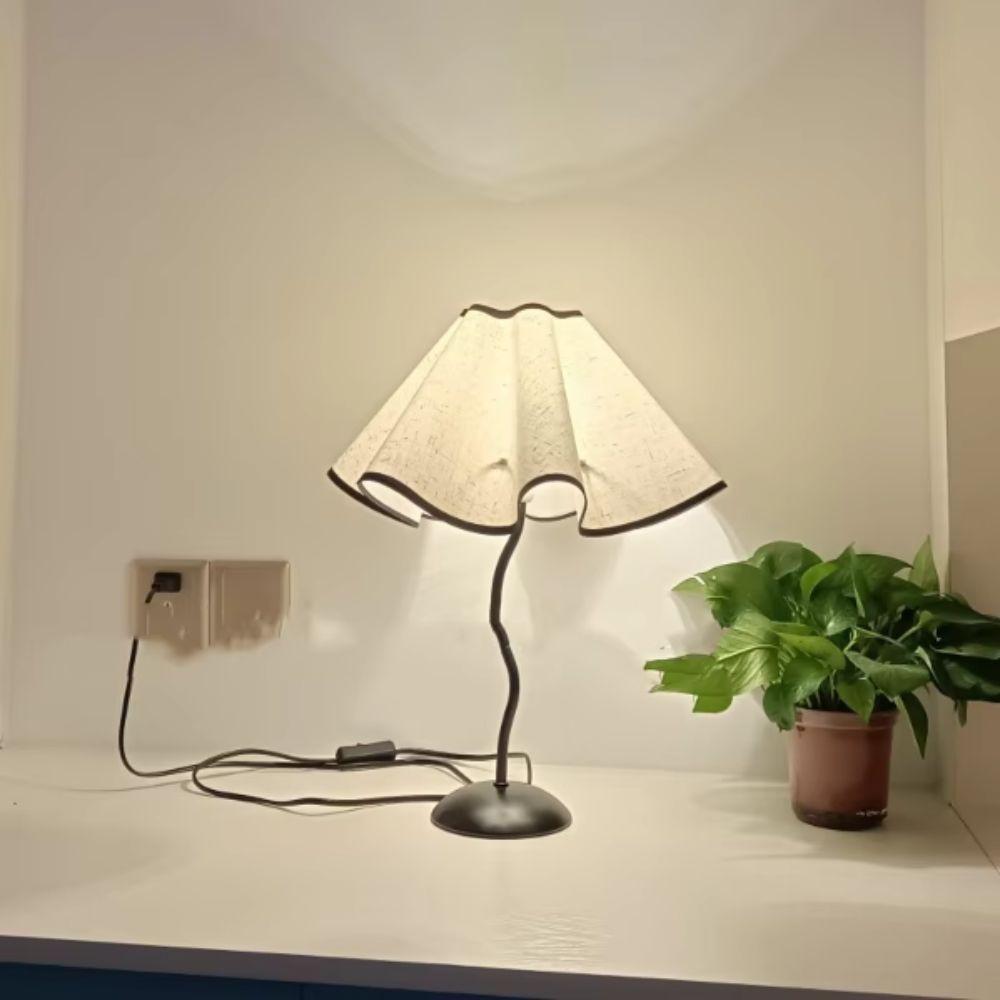 Fashion Linen Fabric Petal Table Lamp Shade Handmade Flower Pattern Table Lamp Shade Elegant Retro Lampshade Cover Wedding