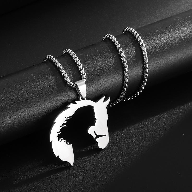 Stainless steel hollowed-out retro horse head girl sweater chain, women's sweatshirt necklace, men's hip-hop personality pendant
