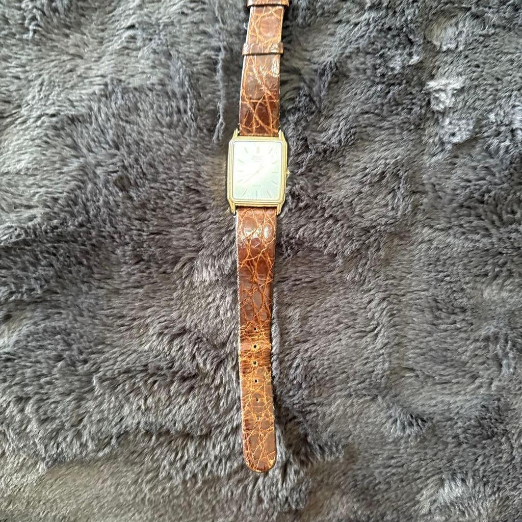 Used SEIKO SPIRIT Rectangular Watch