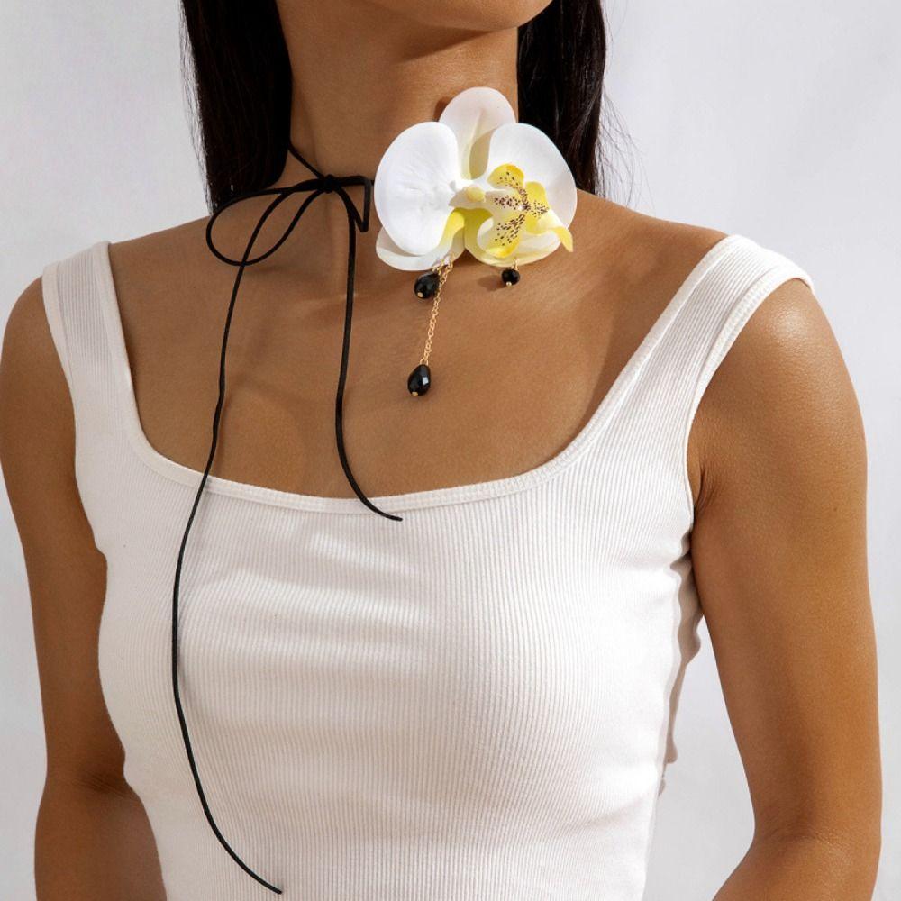 Lace Up Butterfly Orchid Clavicle Chain Exaggerated Korean Style Choker Flower Necklace Photograph