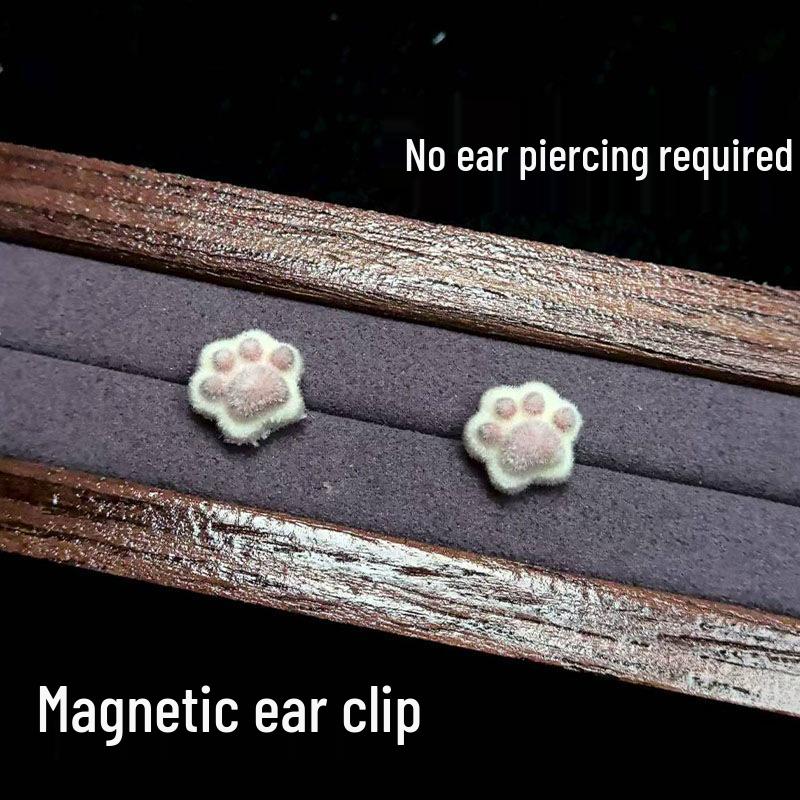 Adorable Cat Paw Magnetic Ear Clips - No Piercing Cartoon Earrings for Women