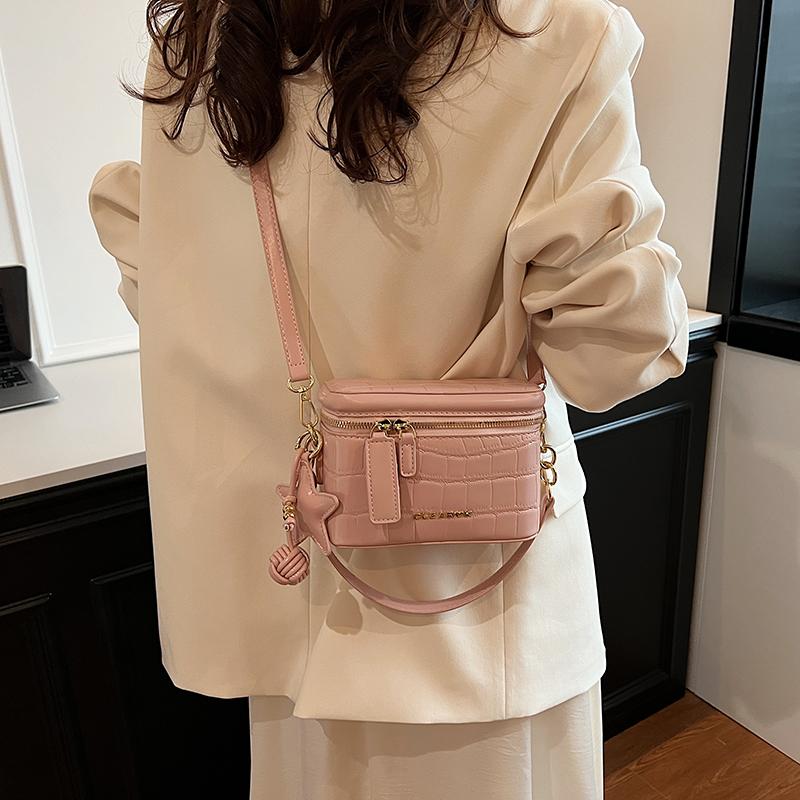 Модная ручная сумка-ведро с каменным узором для женщин — фото 4