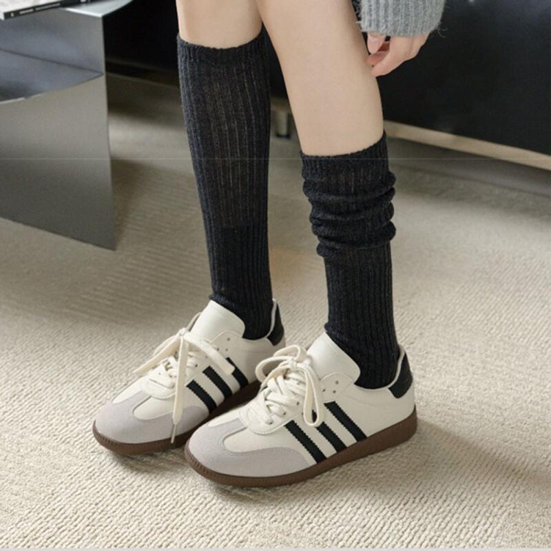 1 pair of bone-chip knee socks (choose one color) 02 Loose Knee Socks - White