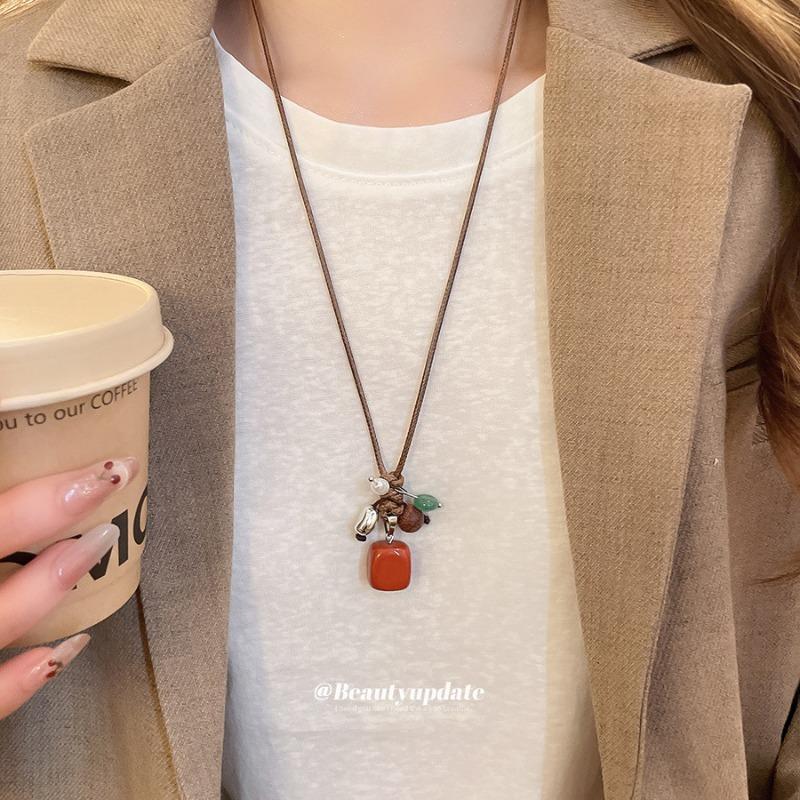 Wax Rope Stone Wood Beaded Pendant Stretchable Necklace Ethnic Style Item Decoration Personality Niche Design Sweater Chain