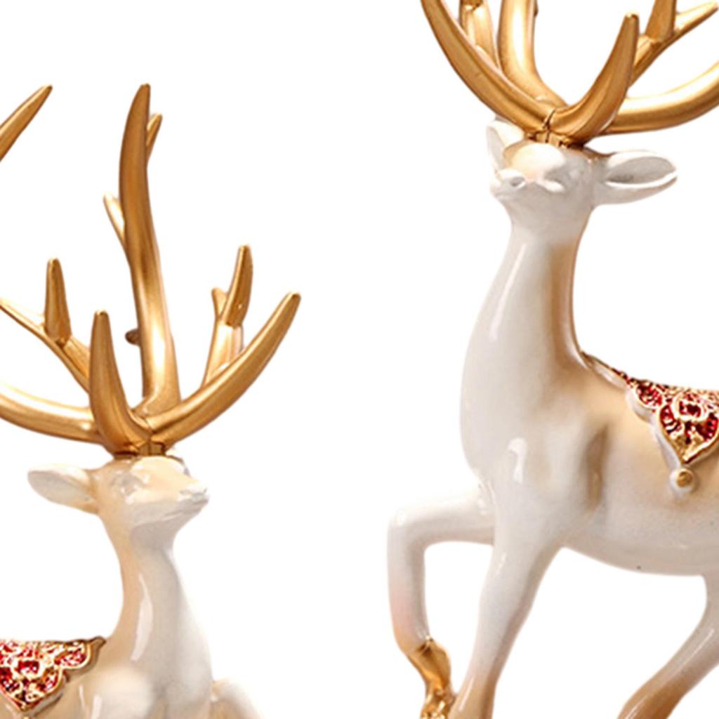 2Pcs Reindeer Sculpture Ornament Valentine's Day Deer Figurine Elk Resin Statue for Desktop Home Bookshelf Livingroom Bedroom