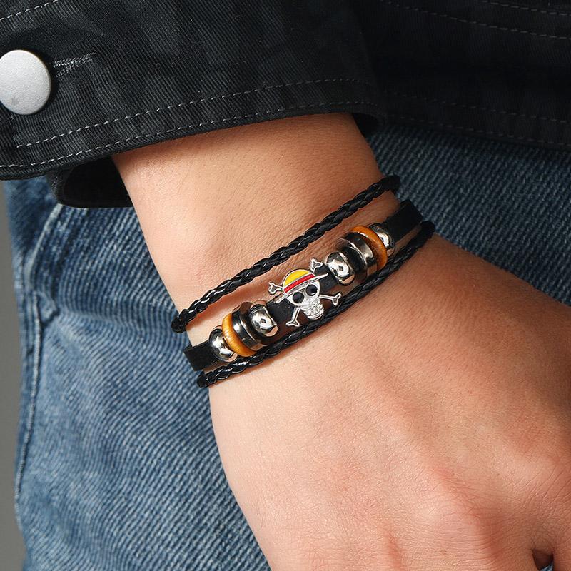 One Piece Anime Bracelet Animation Peripherals Toys Luffy European American Vintage Leather Cartoon Bracelet Friend Holiday Gift