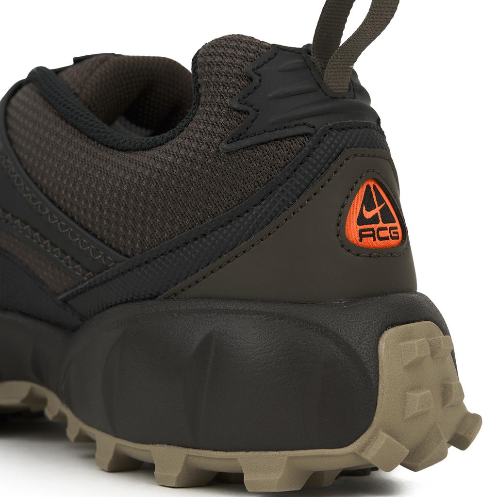 Nike ACG Phassad Eisenstein und Schwarz Herren Sneaker Braun HM7133-201