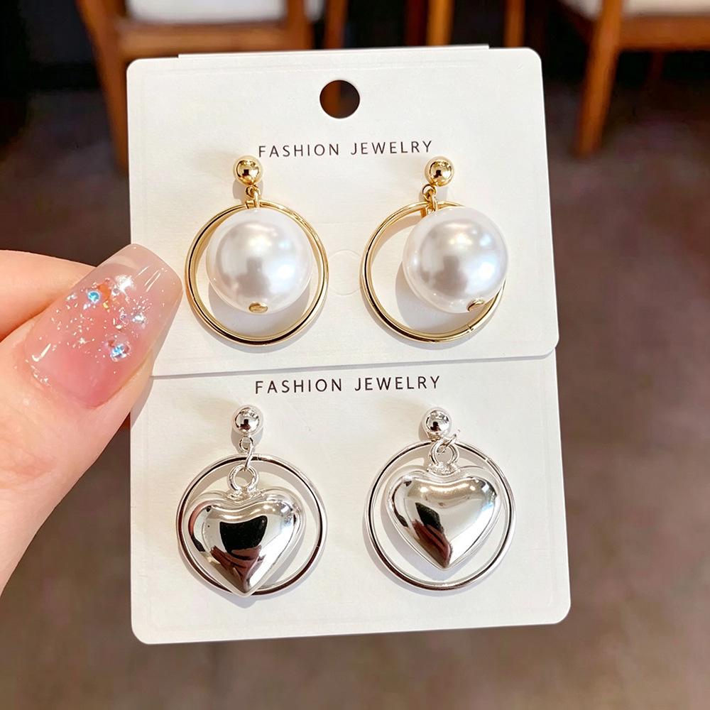 Elegant Pearl Heart Pendant Earrings - Trendy and Versatile Design for Women