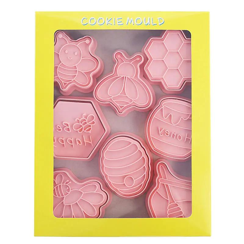 

3D Bee Cartoon Cookie Cutters 8Pcs Plastic DIY Baking Mould Fondant Biscuit Cutter Set Home Kitchen Pastry Baking Tools Supplies