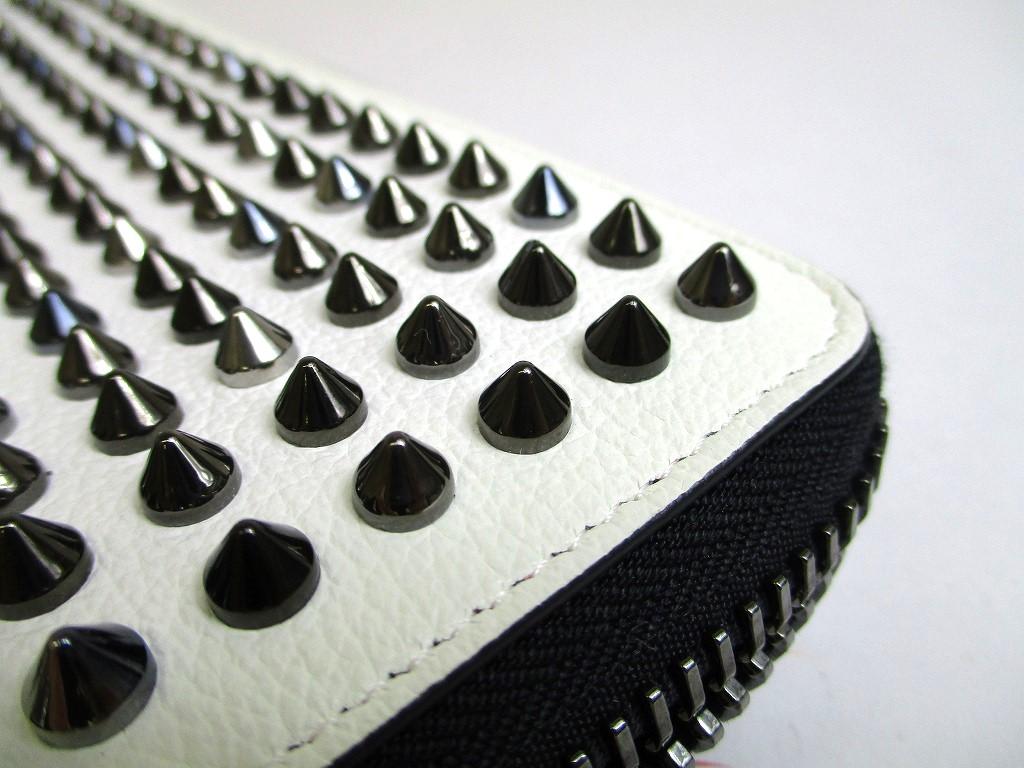 Authentic Christian Louboutin Panettone White Leather Spikes Round Zip Wallet #9934  Open Box