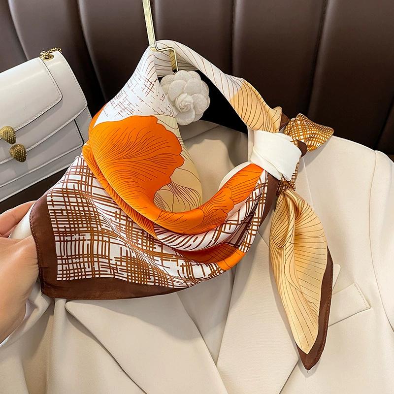 Luxury New Style Square Headscarf Women Sunscreen Beach Kerchief Popular The Four Seasons Scarves  Design 70X70CM Silk Hijab