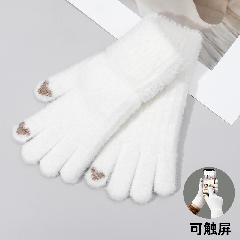 Wool gloves for women are versatile and warm in winter. Five-finger students can knit riding thickened cold-proof gloves.