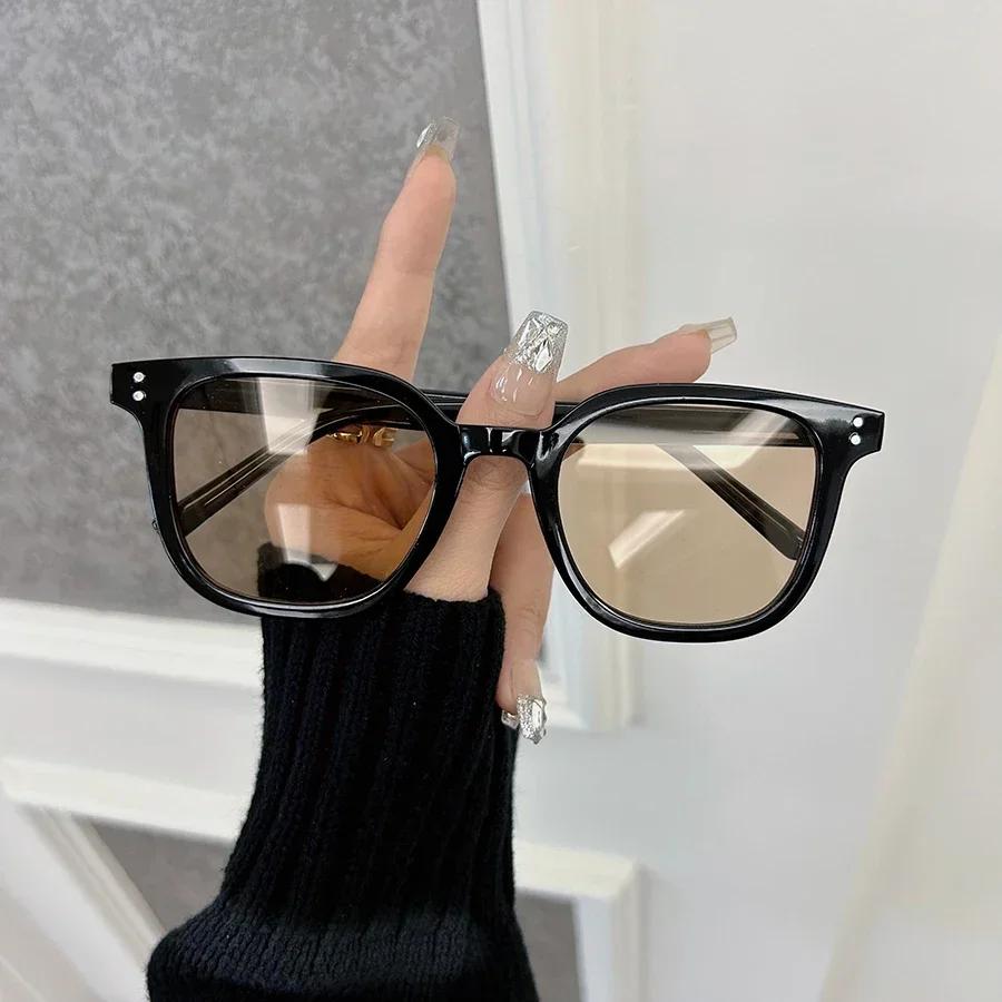 Vintage Women Fashion Square Sunglasses Retro Black Sun Glasses Female Male Eyewear