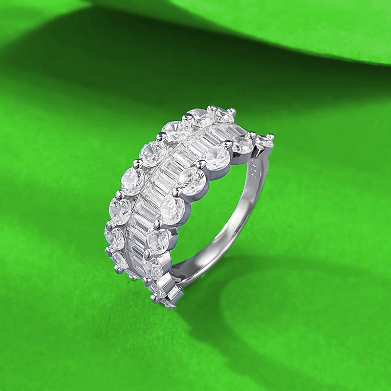 Zhu Zhi Fan S925 Sterling Silver Half Circle Inlaid Ring: Women's Fashionable and Versatile Design