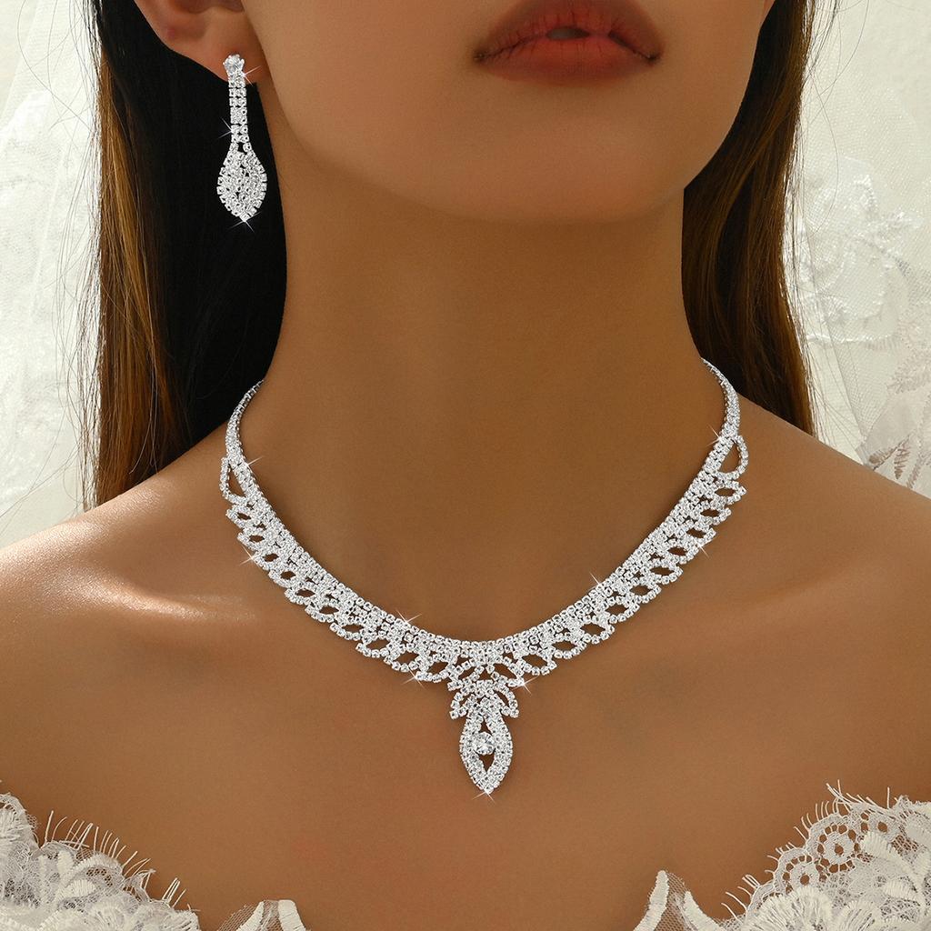 New Leaf Necklace Earrings Four-piece Set Fashion Bridal Wedding Rhinestone Accessories Necklace