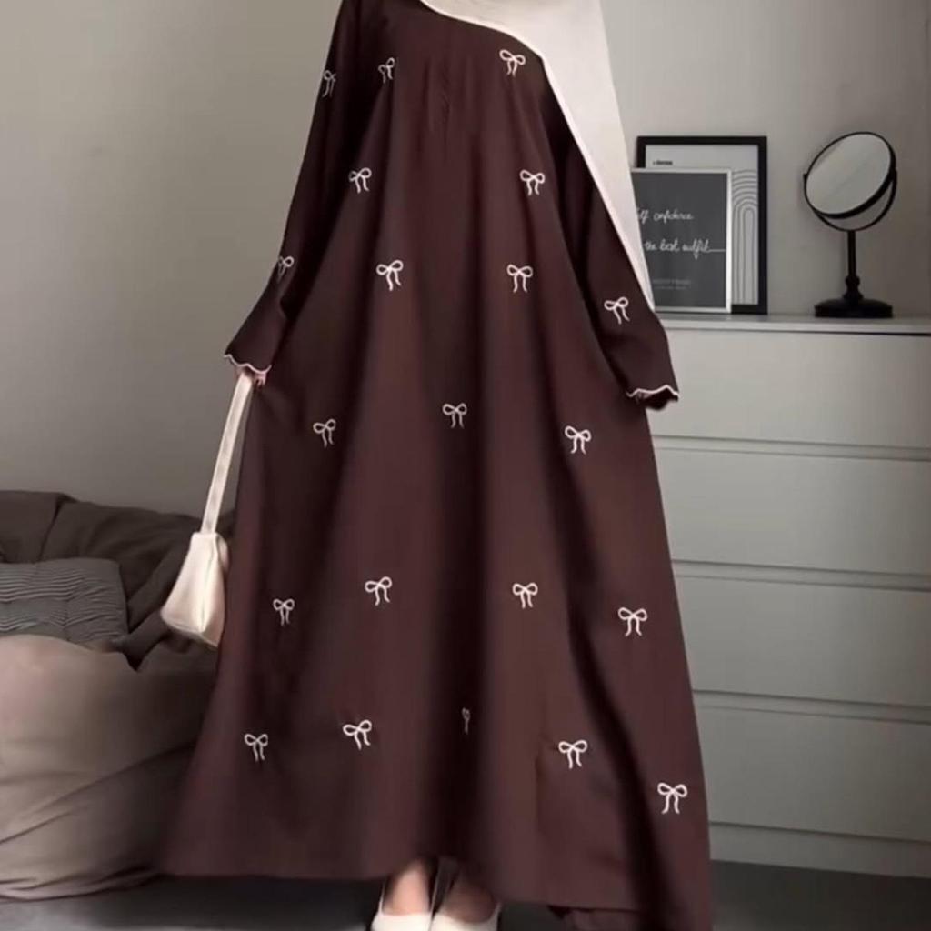 Loriya 2025 Middle East Bow Embroidered Dress LR1000
