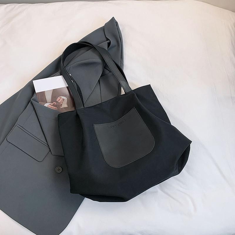 

Large Capacity Stylish Canvas Tote Bag For Women Ideal For Commuting And College Use