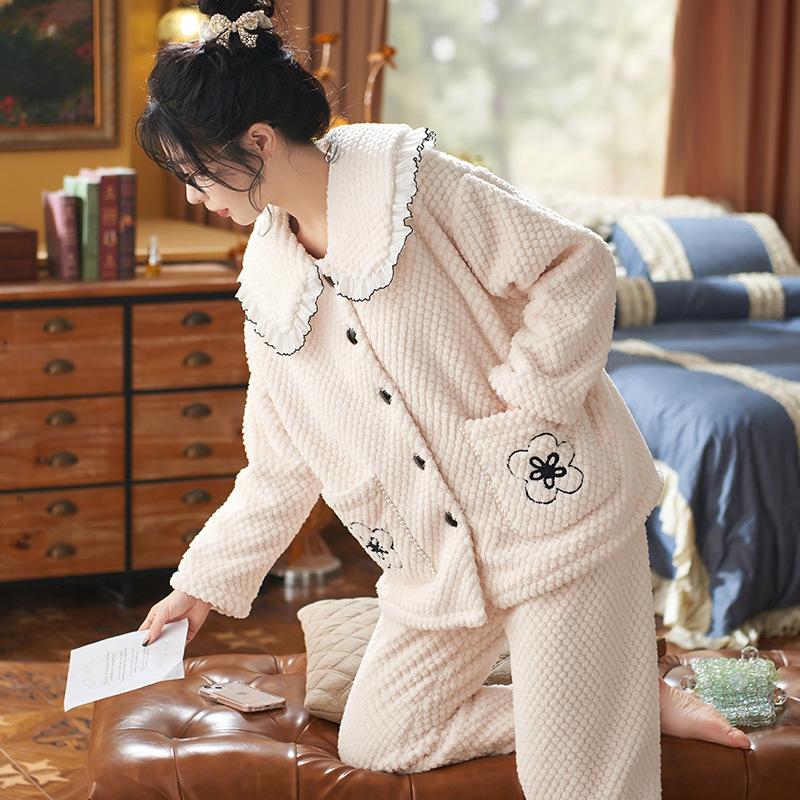 

Коралловые бархатные пижамы, зимние женские с утолщенным бархатом, осенне-зимняя фланелевая милая милая женская домашняя одежда, которую можно носить на улице XXL