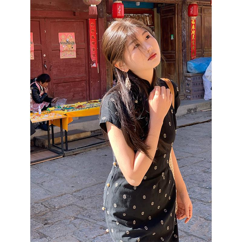 Fresh & Comfortable 'With Wind' Daily Girl Cheongsam: Retro Chinese Style Dress for Spring/Summer