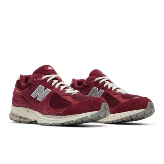 New Balance 2002R Suede Pack - Garnet Deep Earth Red M2002RHA