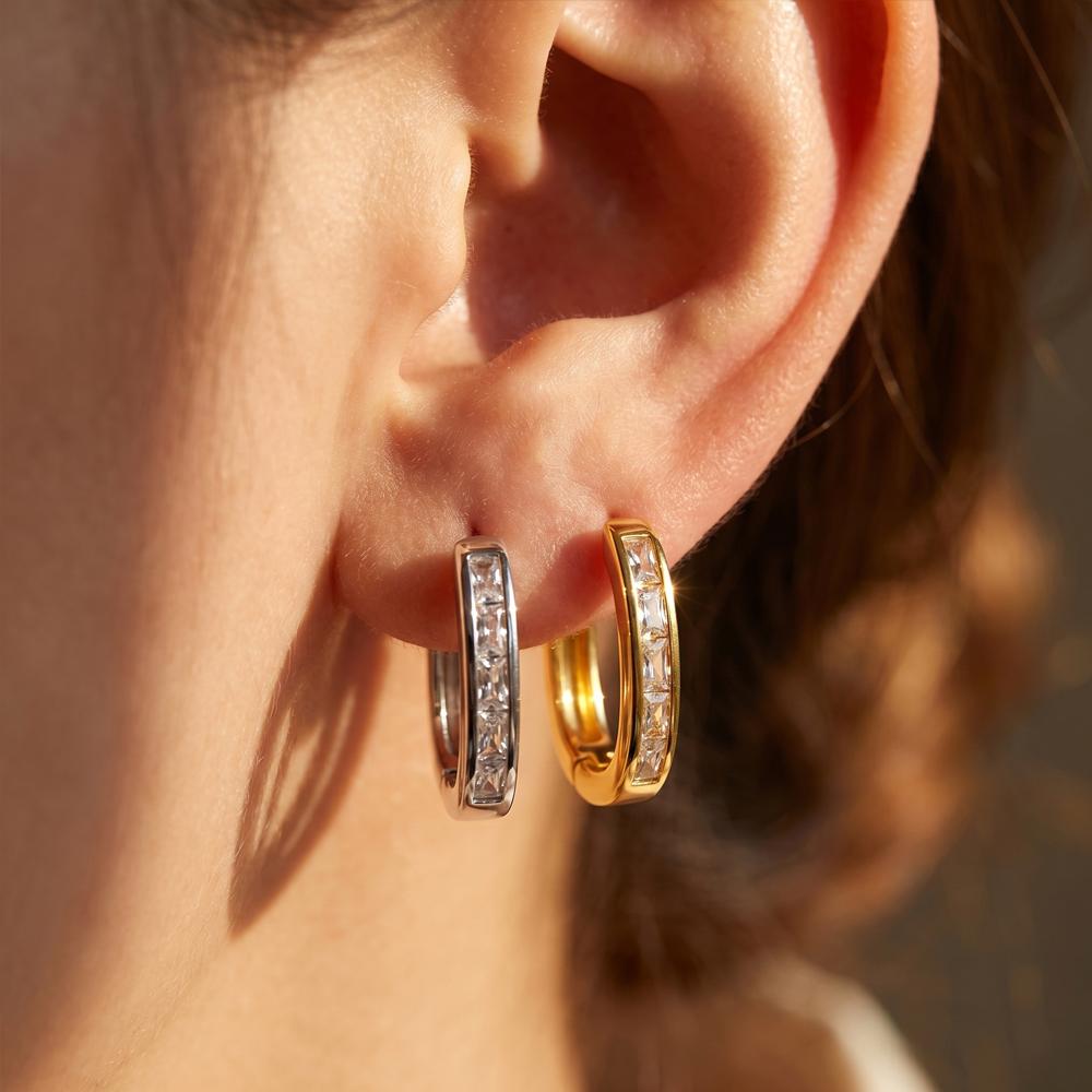 Delicate Square Cubic Zirconia Tiny Hoop Earrings for Women Stainless Steel Statement Stackable Fashion Party Jewelry Gifts