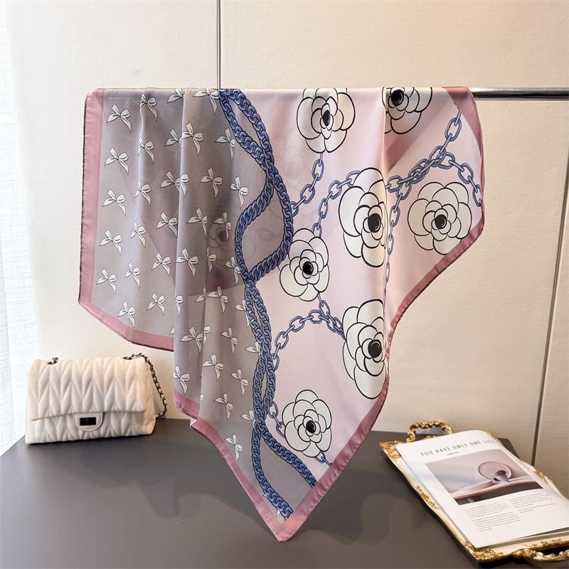 

Chain Butterfly Shadow Printing Simulation Silk Scarf Square Scarf High-End Shawl Versatile Neck Small Square Scarf Headscarf Unilateral 66-70CM