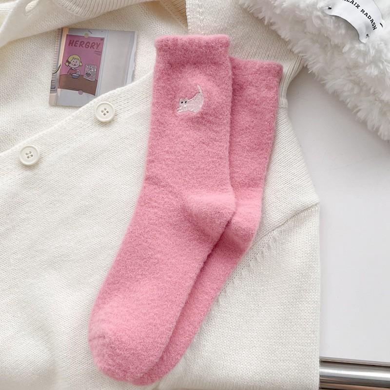 Socks Medium Tube Socks Season Fleece Thickened Warm Mink Fleece Socks Embroidered Cat Cute Home Sleep Socks