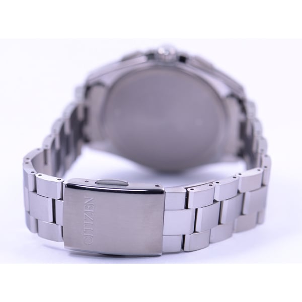 Citizen AT8040-57L ( Se ATTESA Eco-Drive radiostyrt Direct Flight Analog DisplayTynt) Rund