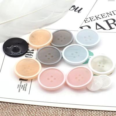 10ks/vrecko Krásne 4-dierkové gombíky 15/20mm Okrúhle Konkávne Živicové Gombíky Sukňa Blúzka Šijacie Doplnky