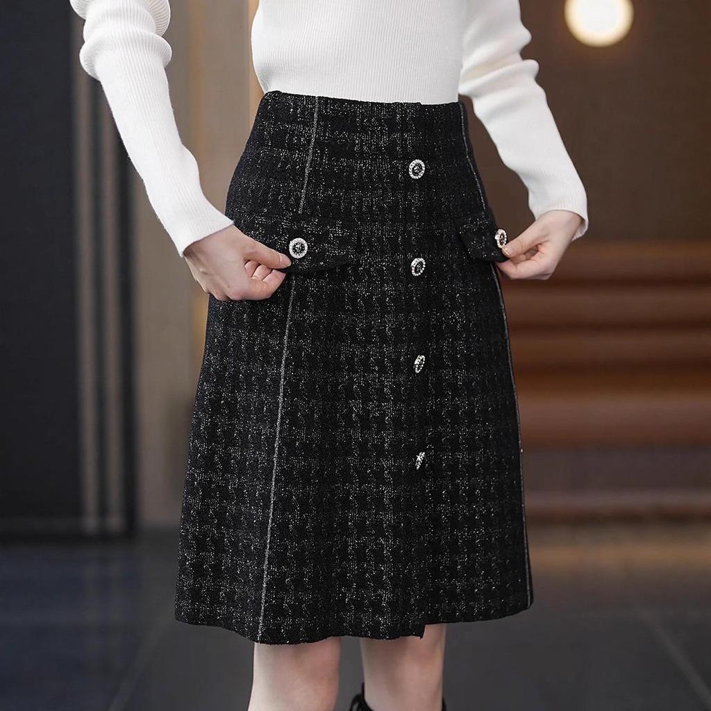 Women's Woolen Button-Down A-Line Skirt - High-Waisted, Mid-Length, Slimming & Loose Fit for Autumn/Winter 2025