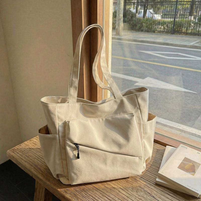 Large Capacity Tote Bag for Women Everyday Shoulder Bag with Multiple Pockets and Sleek Design