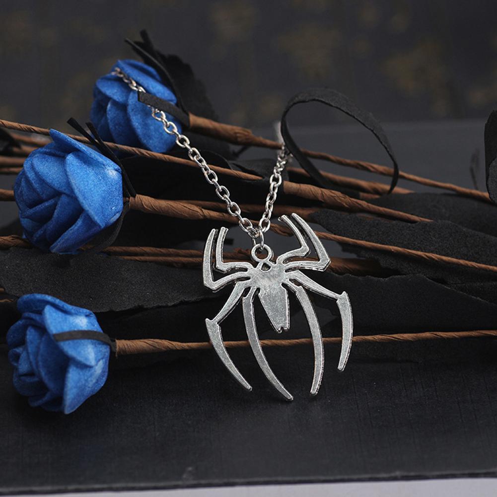 Simple Stainless Steel Spider Pendant Necklace for Men and Women Fashion Party Jewelry Gift