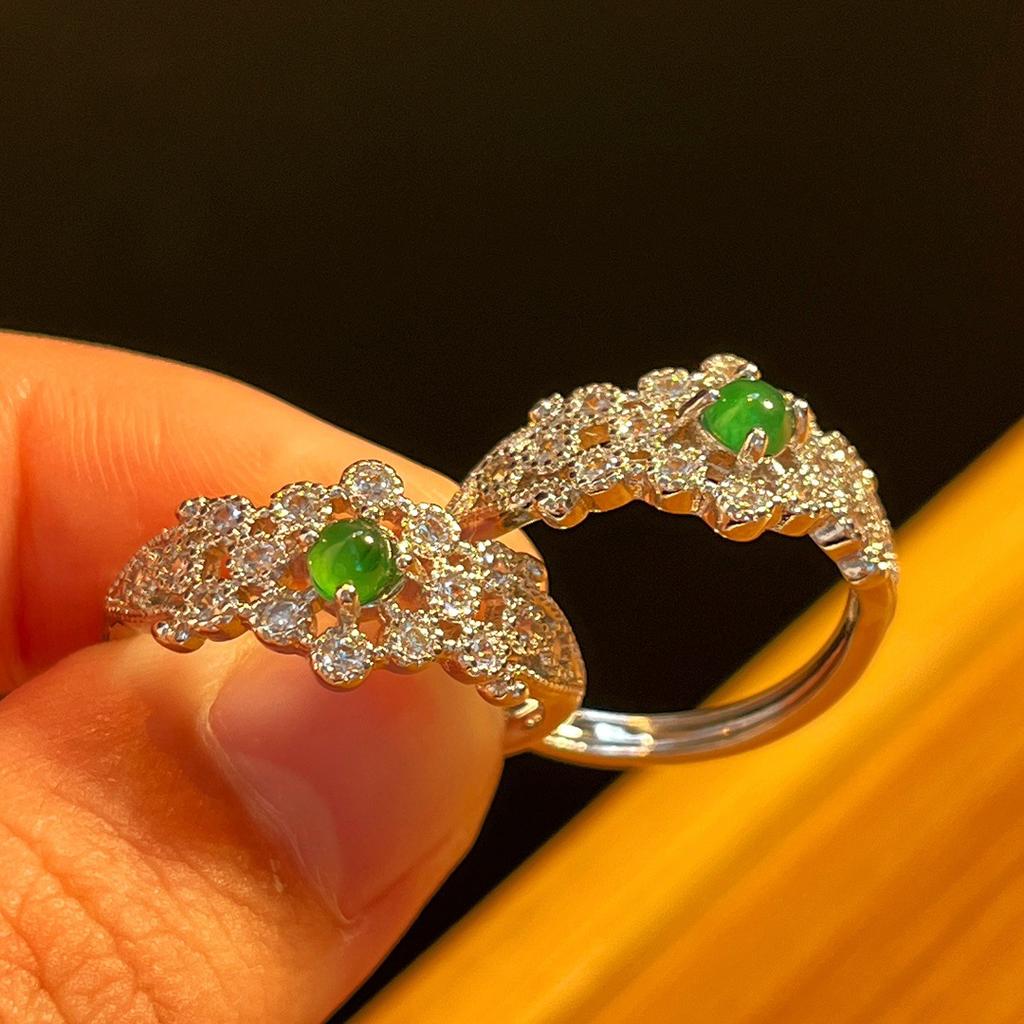 Full Green Yang Green Natural Jadeite Ring, Women'S Opening Is Slightly Inlaid, And The Real Shot Is Fidelity.