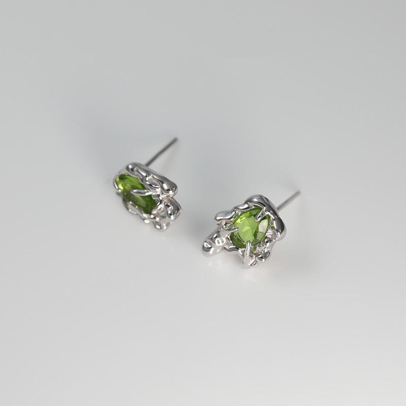 Retro Olive Green Zircon Stud Earrings for Women - Fashionable, Unique, and Versatile Accessories