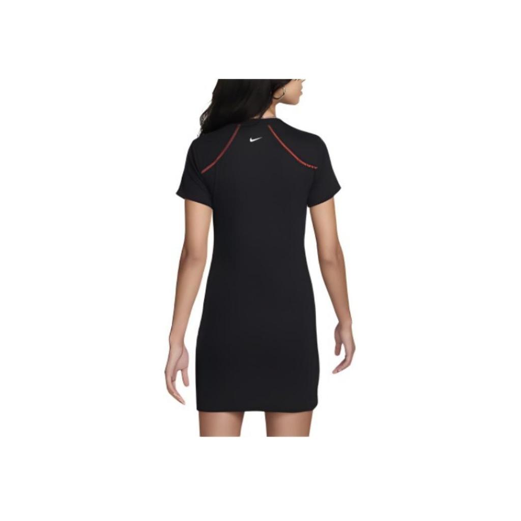 Nike Vêtements de sport Imprimé Logo Confortable Col Rond Manches Courtes Sport Robe Femmes robes Noir HF5955-010