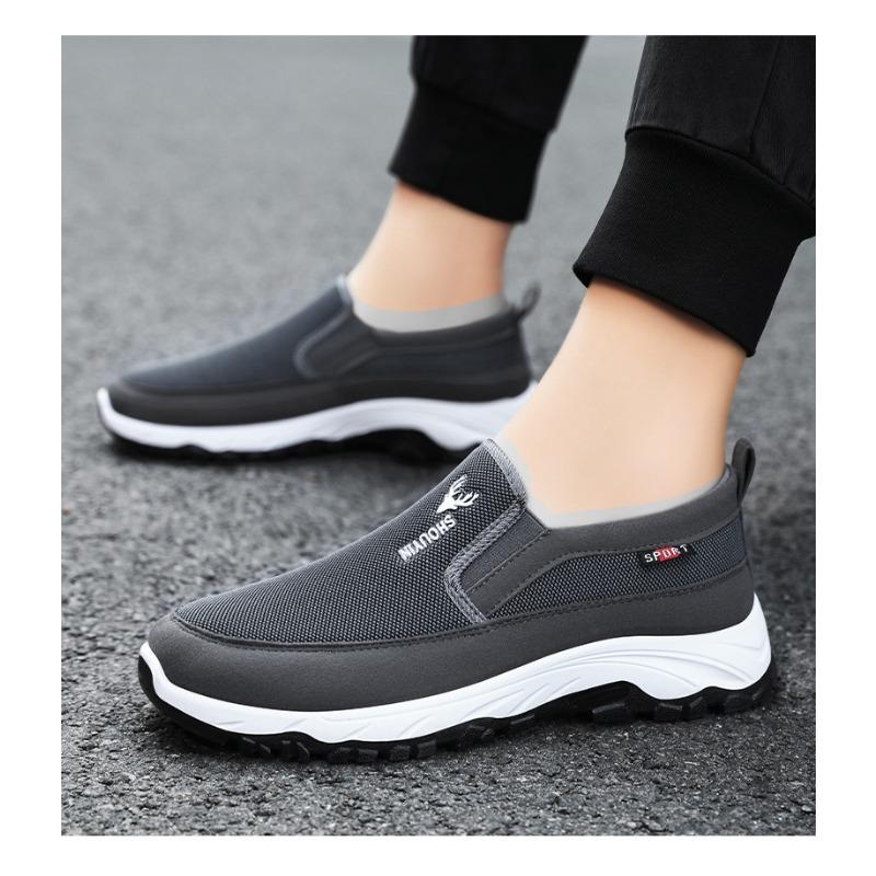 Slip-on Cloth Shoes, Versatile Men's Shoes, Casual Breathable Odor-resistant Shoes for Men.