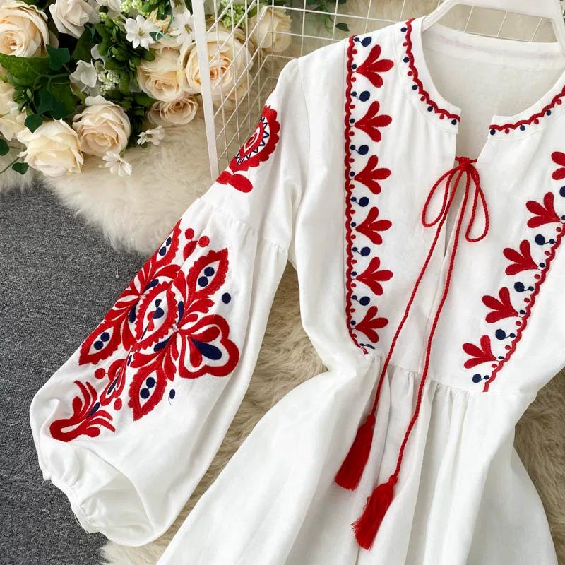 Bohemian Ethnic Style Embroidered Flowers, Round Neck, Lantern Sleeves, Pleated Loose, Slimming, Versatile Long Dress for Women