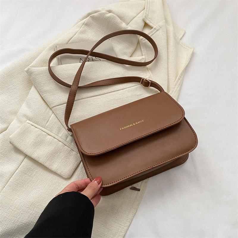 2023 Winter Trendy Women s Single Shoulder Crossbody Bag Urban Minimalist Style Korean Version коричневый