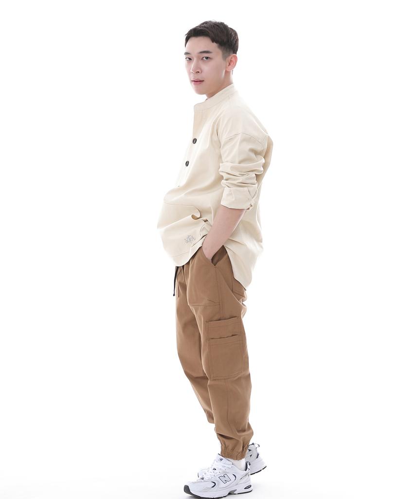 Seinteukeulu Two-Layer Wide Cargo Jogger Pants W2-308J Camel
