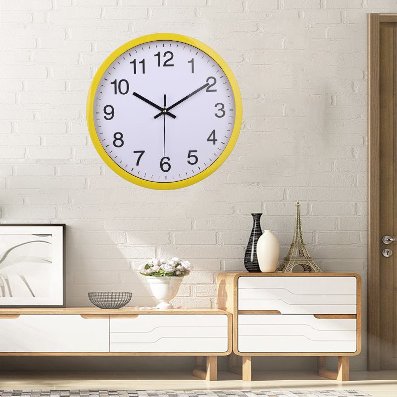 12-inch Quartz Silent Wall Clock Creative Simple Home Round Living Room Clock Design