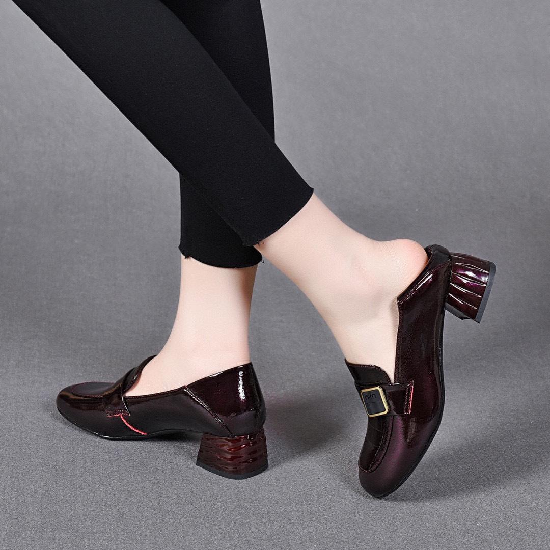 

Туфли-лодочки на толстом каблуке с круглым носком, весна, новая тисненая коровья лакированная кожа, квадратная пряжка, квадратный каблук, средний каблук, женская обувь, высокий каблук, модная обувь 40 бордовый