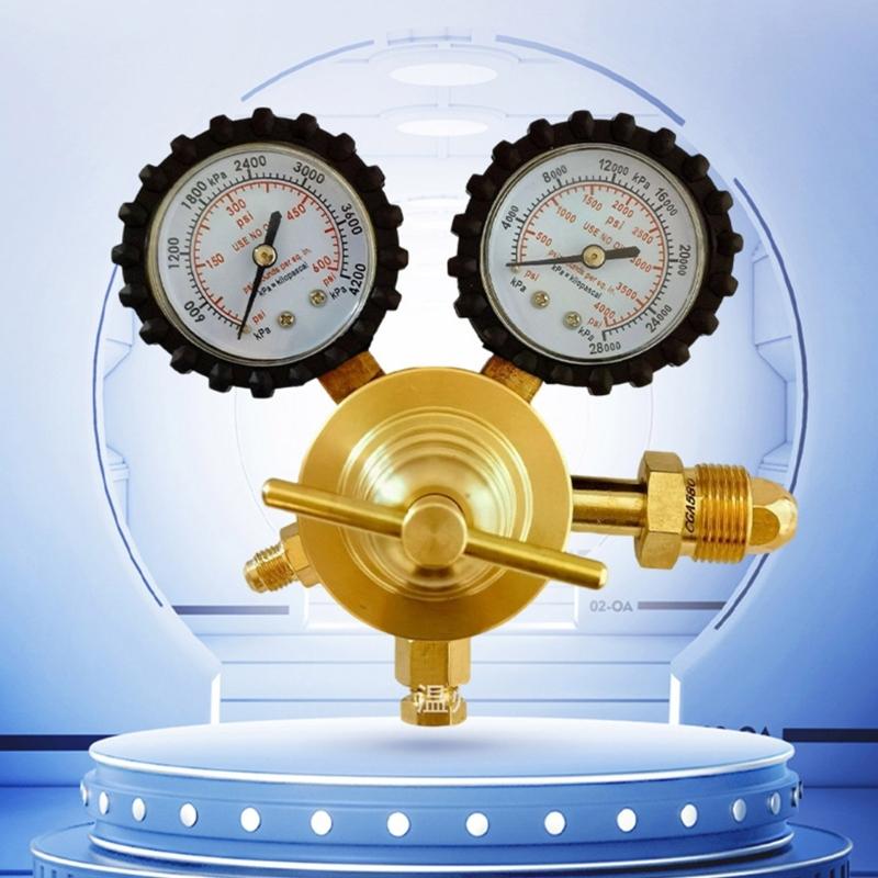 Easy to Operate Nitrogen Pressure Reducer Featuring Included Inflation Hose for Quick Connection Applications in Workshops