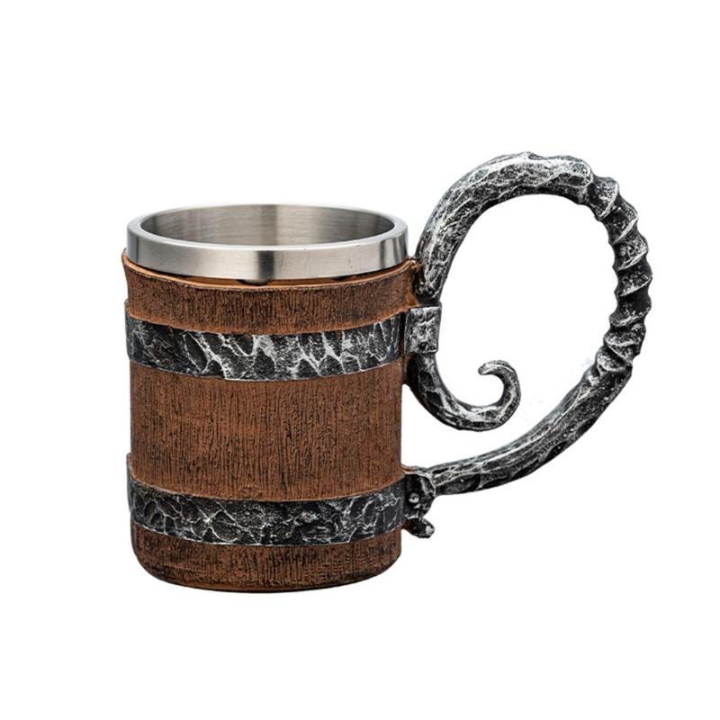 Large Capacity Beer Mugs For Outdoors Use With Retro Woodgrain Finish Nonrust Steel Insulated Cup Thermal Resin Construction