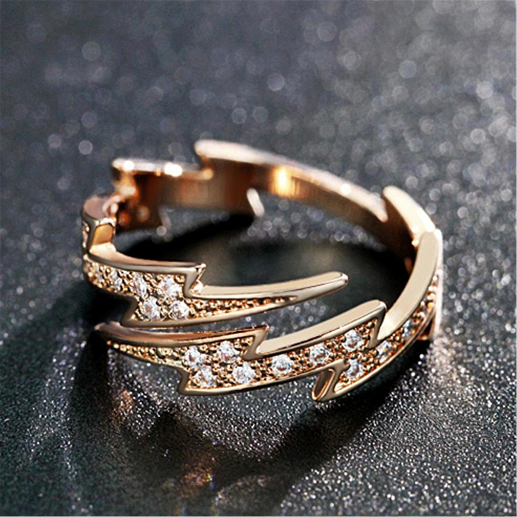 Hong Kong-Style 18K Rose Gold-Plated Lightning Ring for Women - Trendy Statement Piece