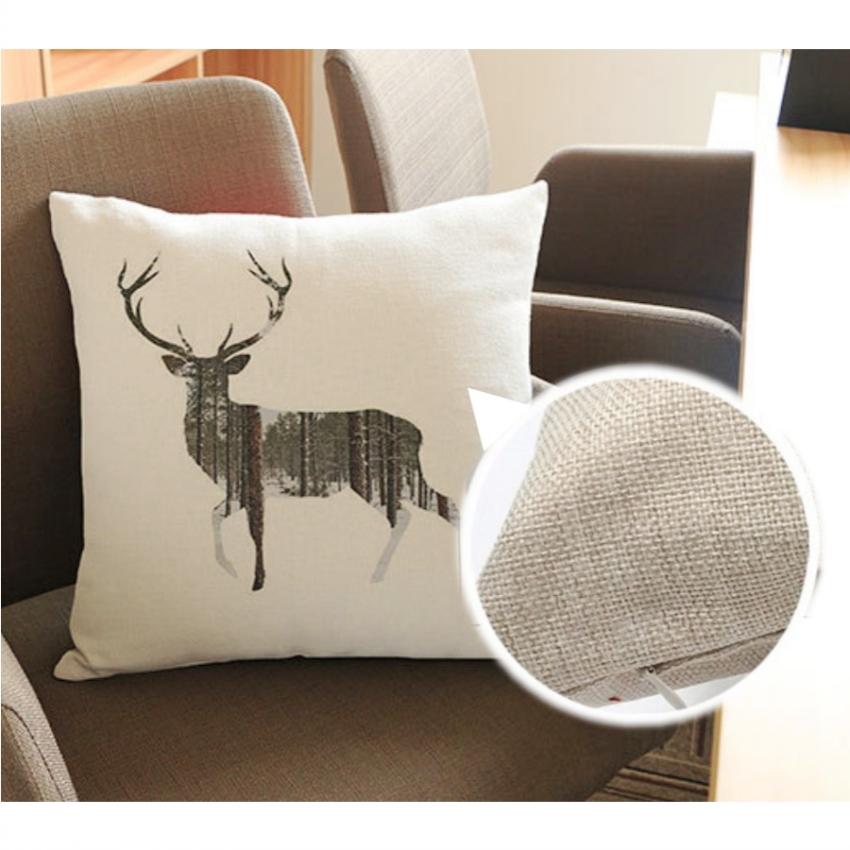 2018 New Decorative Moose Elk Deer Print Sofa Throw Pillows Fortune Throne Deer Head Car Seat Back Cushion Home Decor 45x45cm