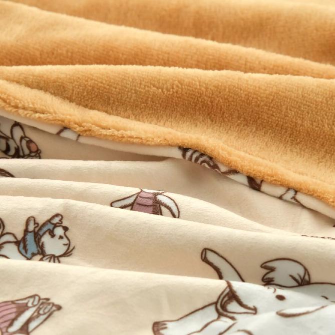 Disney POOH TRAVEL Pooh & Friends Blanket In Pouch Japan NEW Disney Store