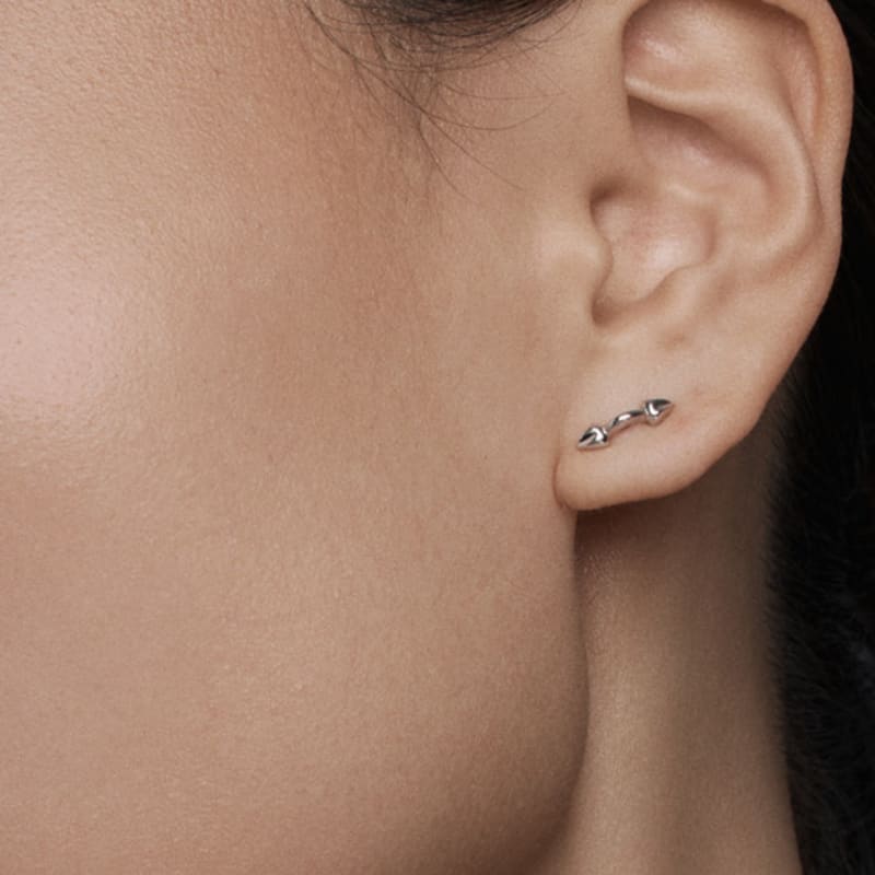 

amidibloom double arrow earrings Material - Brass + 925 silver post