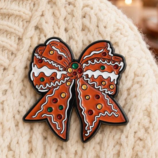 Yousheng Brooch Pin, Gingerbread Man Design Lapel Pin, Enamel Glaze Bright Color Badge with Standard Safety Pin, Christmas Colors Festive Accessory