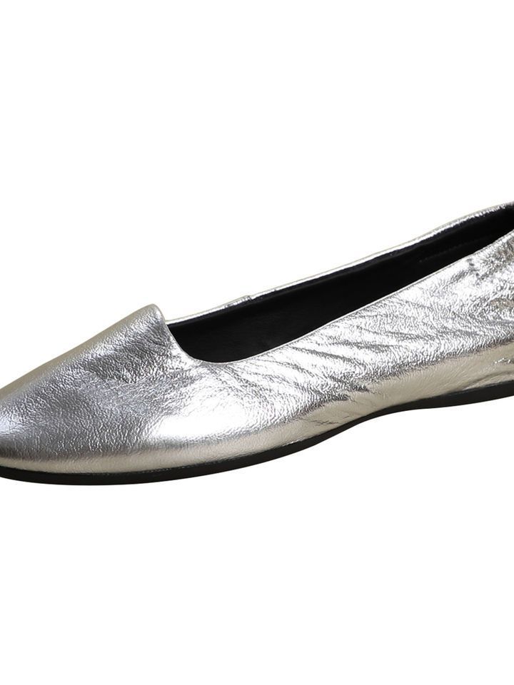 Super soft and beautiful, not tired feet 2025 French single shoes women's new flat-soled grandma shoes comfortable soft-soled small leather shoes