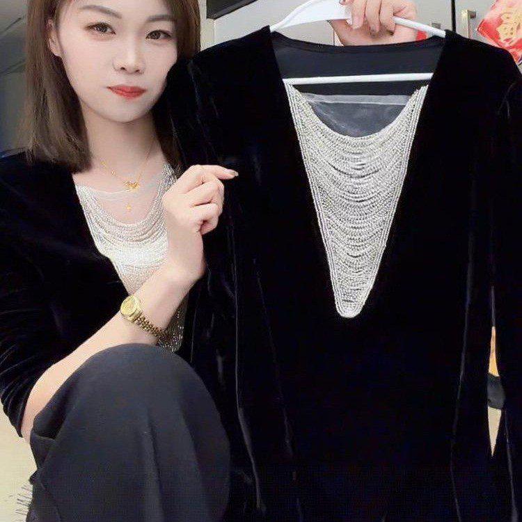 

European Style Sparkly Velvet V-Neck Long Sleeve Women s Top XXXL чорний